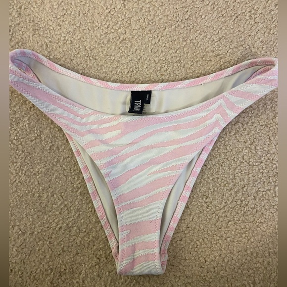 Pink and White Zebra print triangl bikini set - Picture 3 of 4